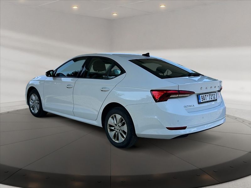 Škoda Octavia 2,0 TDI 85 Ambition - fotka 4 z 11