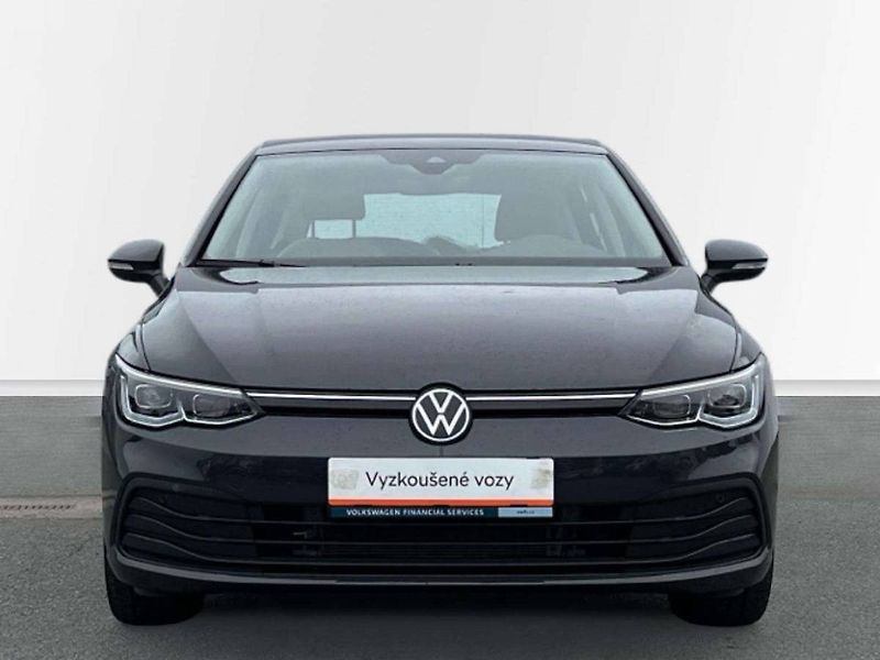 Volkswagen Golf (2024) 1.0 TSI Life - fotka 4 z 20