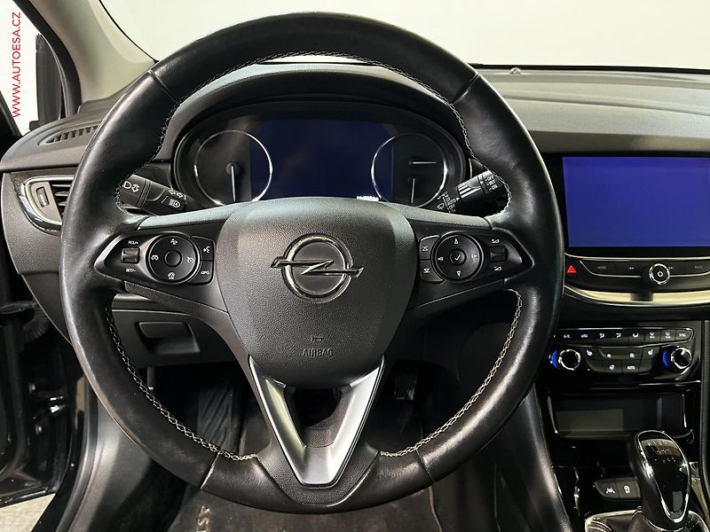 Opel Astra (2020) 1.5 CDTi, Elegance, LED, navi - fotka 16 z 17