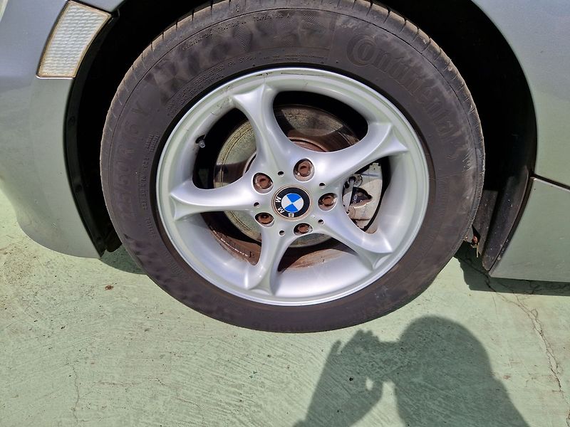 BMW Z4 2.0 Klima - fotka 29 z 32