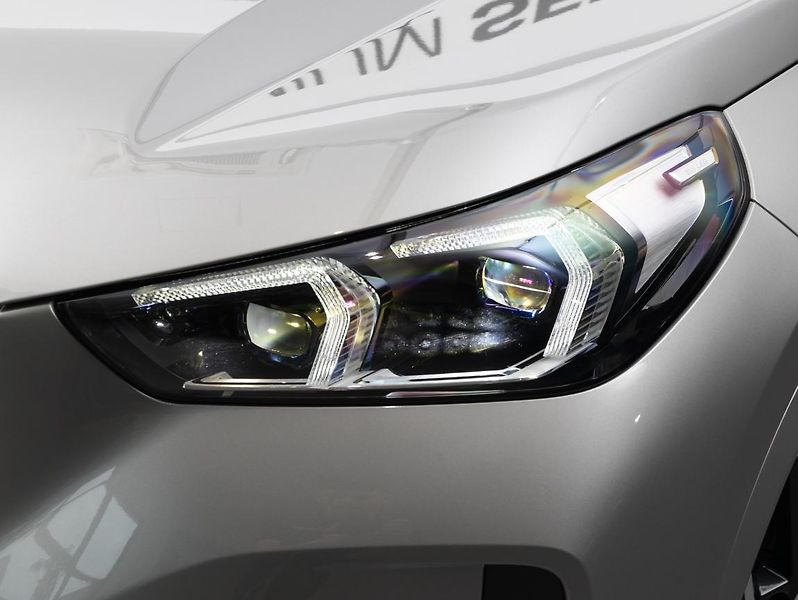 BMW X1 sDrive18i - fotka 7 z 22
