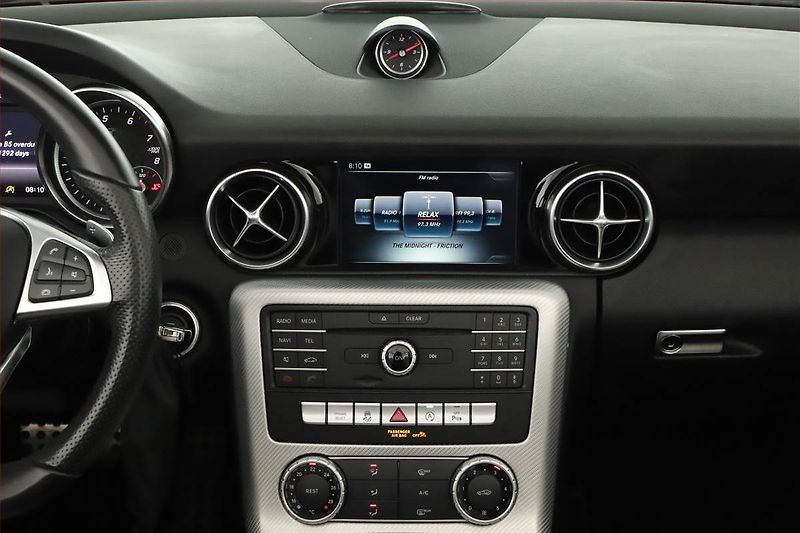 Mercedes-Benz SLC (2020) 200, Výhř.okno, Matrix, H/K - fotka 9 z 20