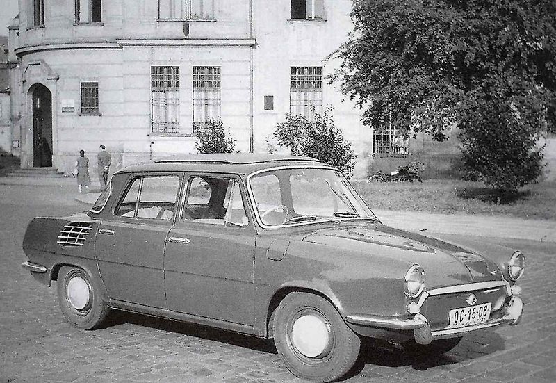 Prototyp kupé Škoda 763, které vyvinuli v Kvasinách v letech 1976 a 1977