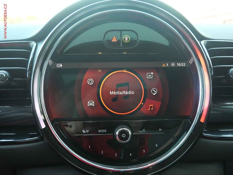 Mini Clubman (2021) 2.0d 4x4, S, AT, LED, navi - fotka 17 z 22