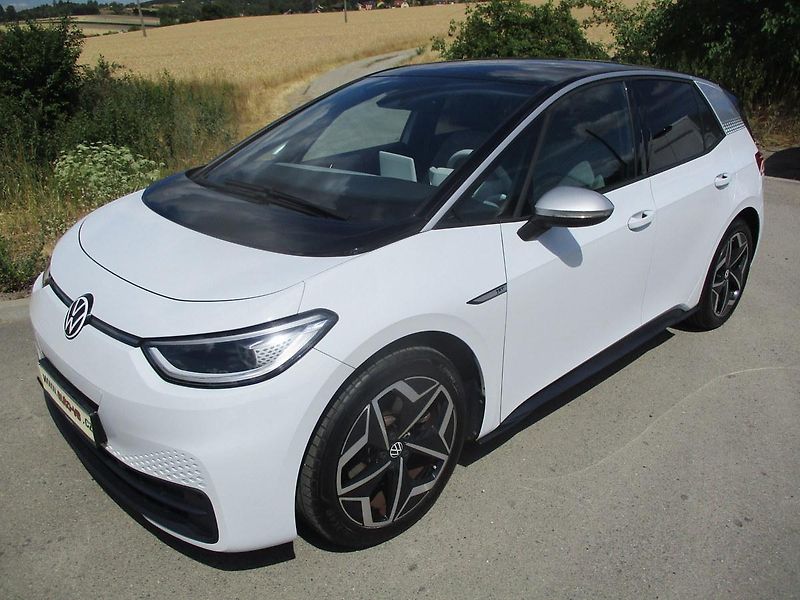Volkswagen ID.3 PRO PERFOR 150kW (62kWh) 93TKM - fotka 2 z 51