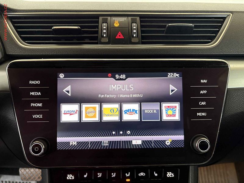 Škoda Superb (2019) 1.5TSi, Ambition, DSG, bixen - fotka 14 z 18