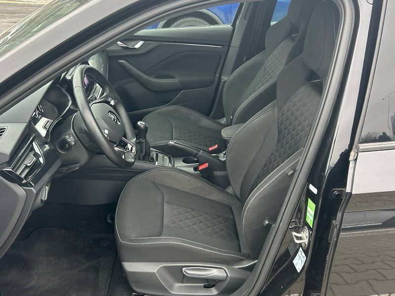 Škoda Scala (2021) 1.0 TSI Style - fotka 18 z 28