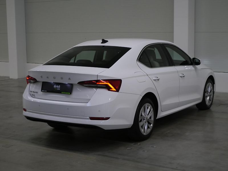 Škoda Octavia - fotka 2 z 25