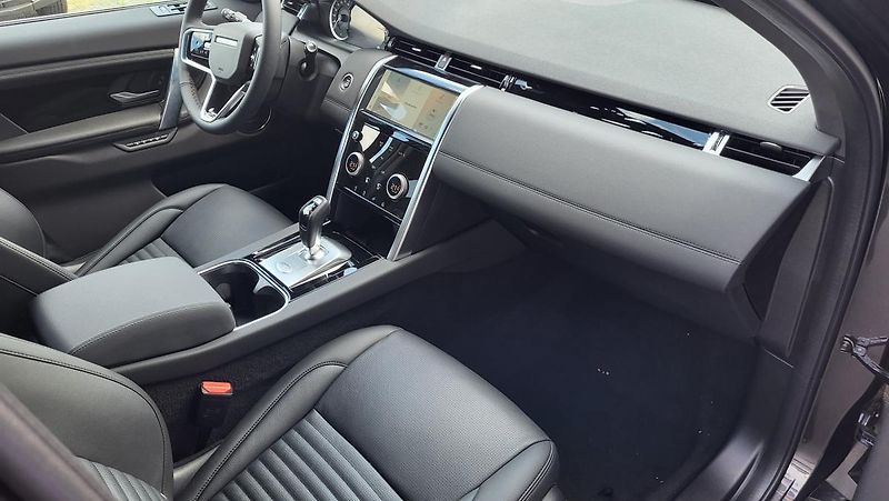 Land Rover Discovery Sport (2022) 2,0 SE D165 AWD Aut. - fotka 16 z 22