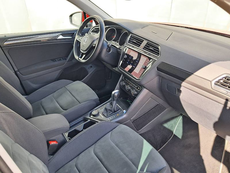 Volkswagen Tiguan (2018) COMFORTLINE 2.0 TSI / 132 kW D - fotka 22 z 35