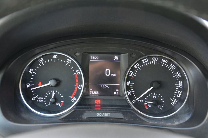 Škoda Rapid (2016) 1.2 TSI 81 KW Style PLUS - fotka 14 z 22
