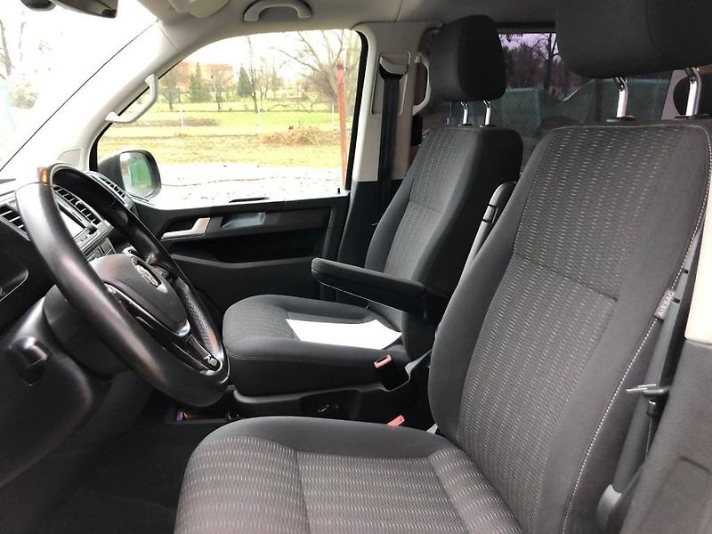 Volkswagen Caravelle (2016) 2,0 TDI 150 kW - fotka 19 z 22
