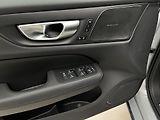 Volvo V60 B4 PLUS DARK AUT 1.maj. - náhled 46