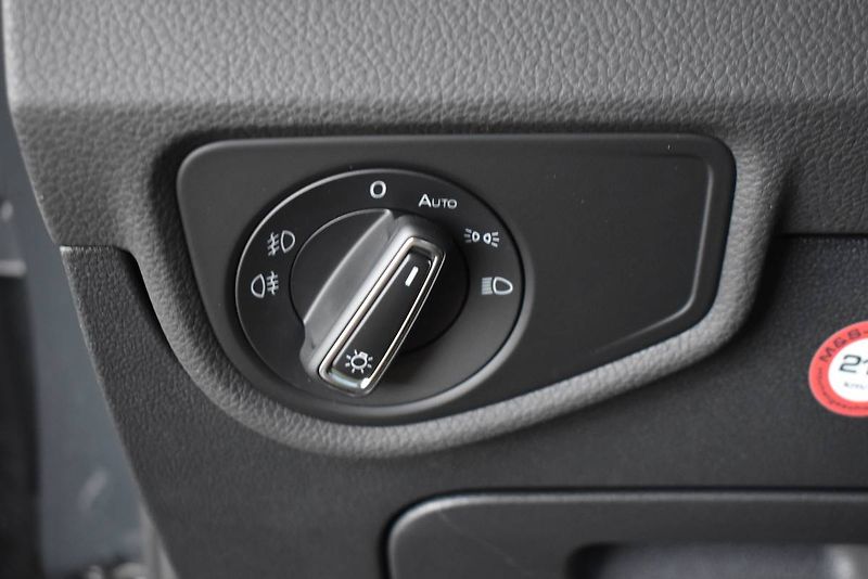 Volkswagen Touran (2023) 1.5TSI 110kW,LED,Manuál - fotka 15 z 22