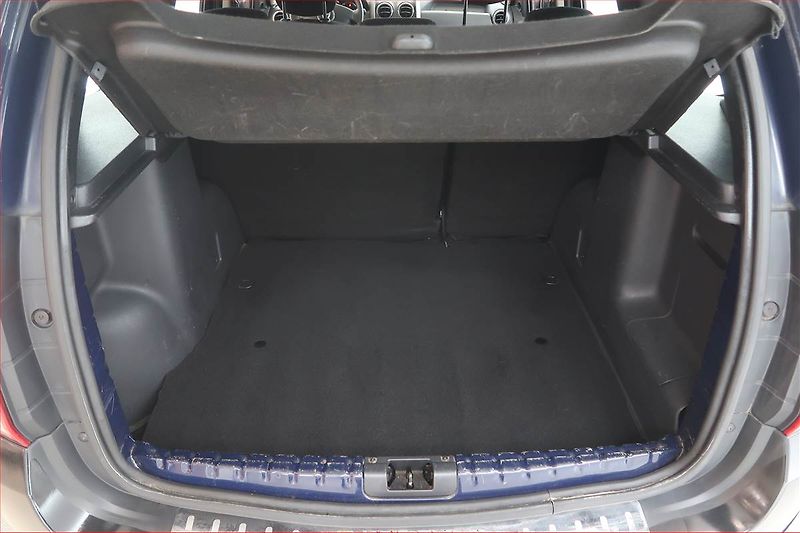 Dacia Duster (2014) 1.6 16V - fotka 13 z 14