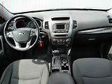 Kia Sorento (2015) 2.2CRDi, 2.maj,ČR, AT - náhled 8
