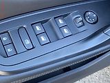 Peugeot 308 (2022) 1.5 HDi, Allure, LED, kamera - náhled 11
