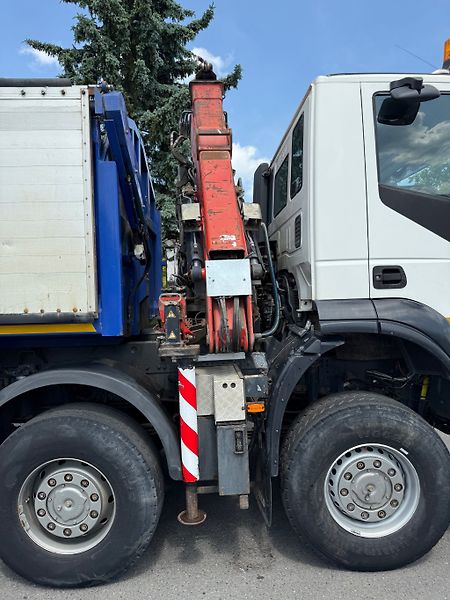 Iveco Trakker AD410 T45 8x8 + HMF 16 - fotka 13 z 19