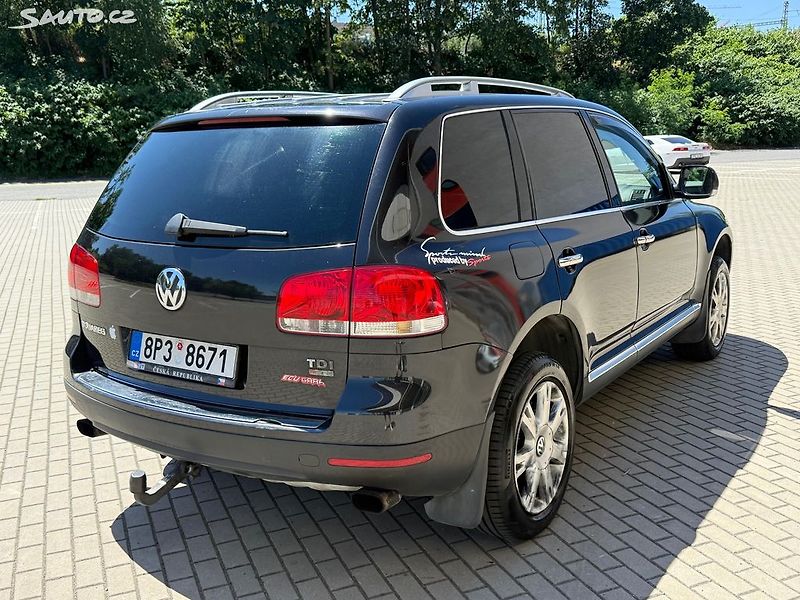 Volkswagen Touareg (2006) 2.5TDI 4x4 Tažné 3.5T Manuál - fotka 5 z 21