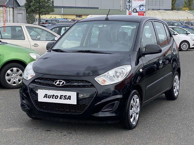 Hyundai i10 (2013) 1.1i, Klima - fotka 3 z 17