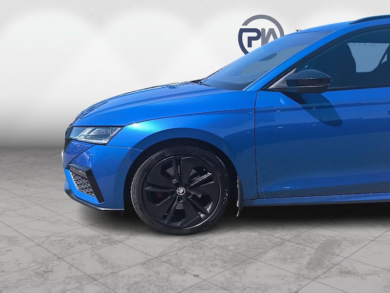 Škoda Octavia 2.0 TDi RS DSG - fotka 27 z 27