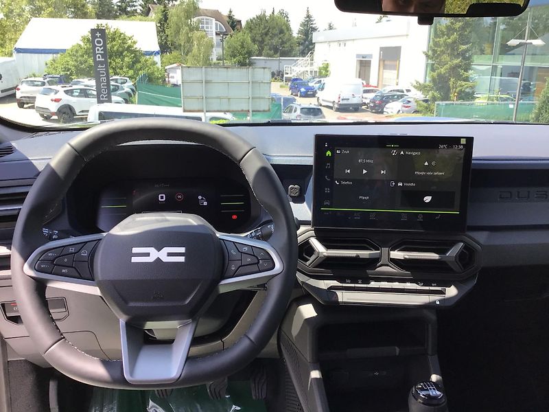 Dacia Duster (2026) 4x4 AUTOMAT HYBRID LPG SKLADEM - fotka 14 z 15