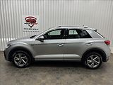Volkswagen T-Roc R-LINE ACC NEZ-TOP 2XALU DPH - náhled 3