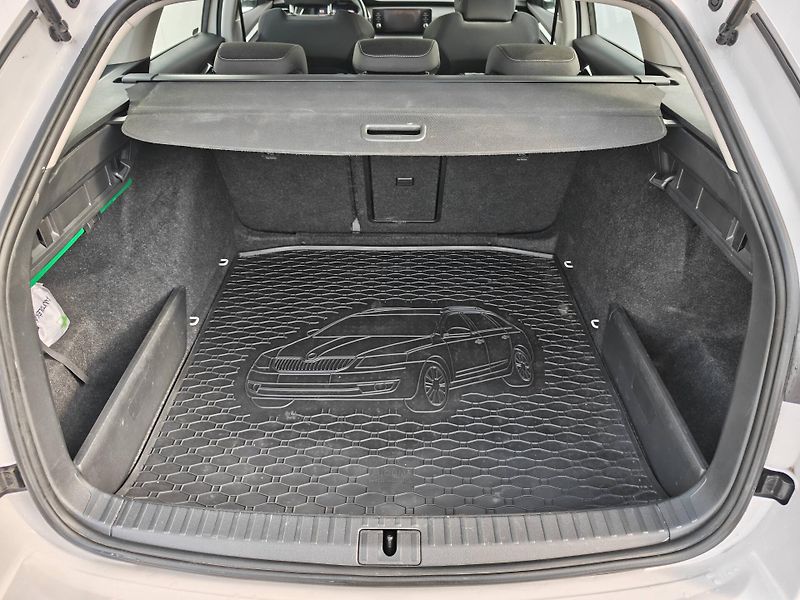 Škoda Octavia Ambition 6MP 1,5TSI - fotka 21 z 21