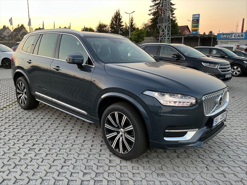 Volvo XC90 2,0 B5 173kW AWD LED CZ Kuže - fotka 4 z 27