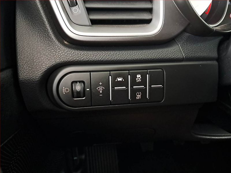 Kia Ceed (2022) 1.6 CRDi, Serv.kniha, Navi - fotka 20 z 21