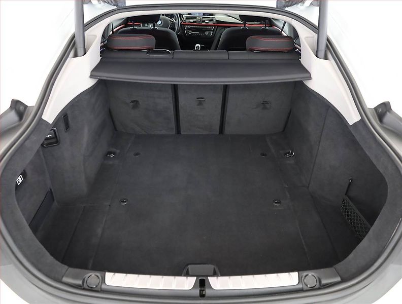 BMW Řada 4 (2014) 420d xDrive, 4X4, Automat - fotka 17 z 18