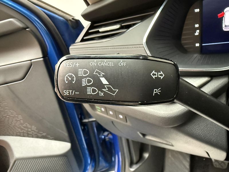 Škoda Octavia 2.0 TDI 85kW Ambition Combi - fotka 9 z 12