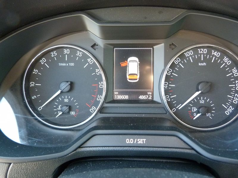 Škoda Octavia 1.6 tdi Greenline - fotka 16 z 19