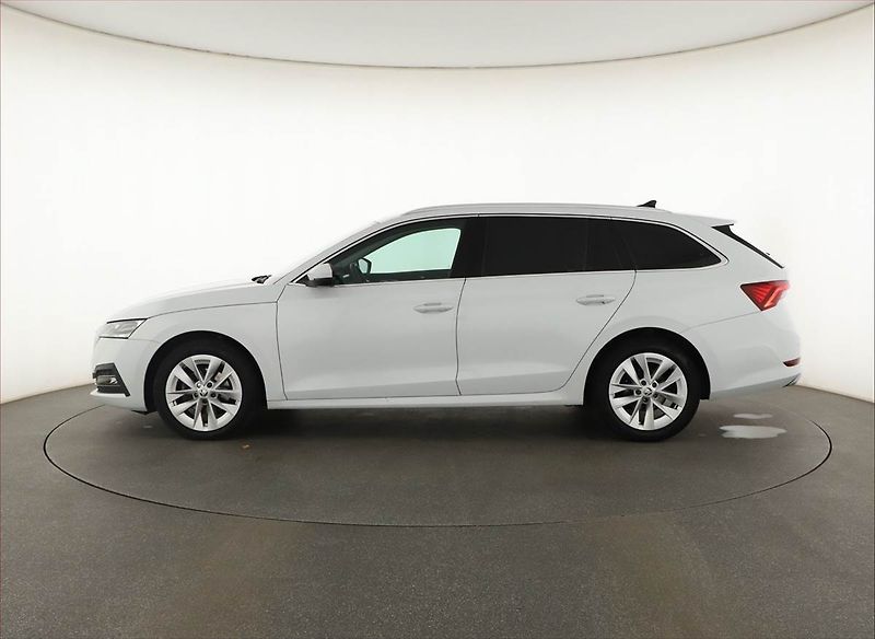 Škoda Octavia (2021) Style 2.0 TDI, Tempomat - fotka 3 z 17