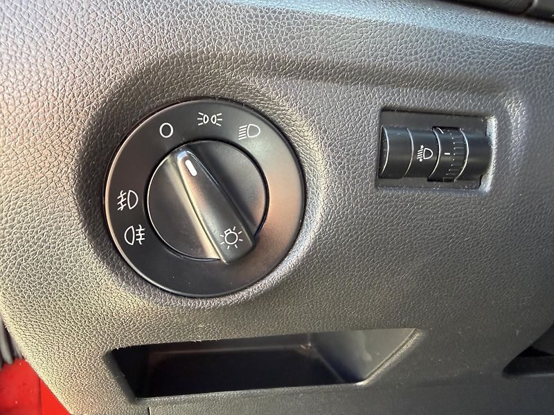 Škoda Roomster 1,4i 16V/63kW - KLIMA,ABS - fotka 19 z 59