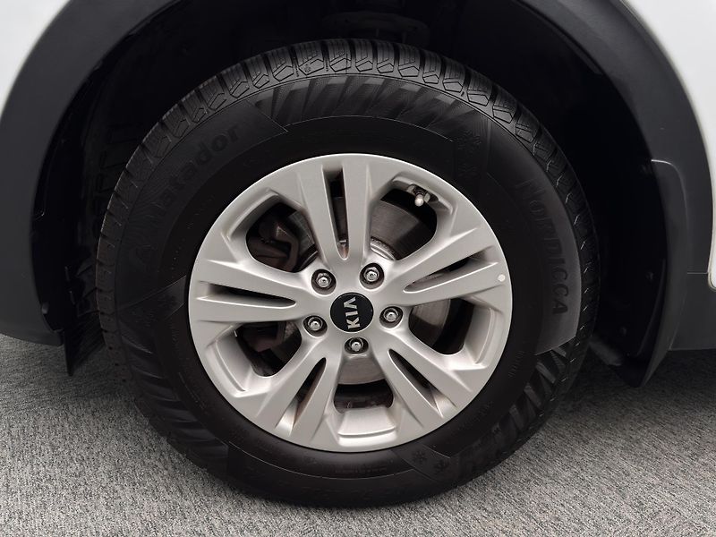 Kia Sportage 1.7 CRDi CZ 1.maj - fotka 38 z 38