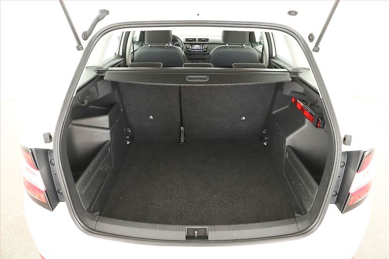Škoda Fabia (2022) Ambition 1.0 TSI, ČR,1.maj - fotka 10 z 14
