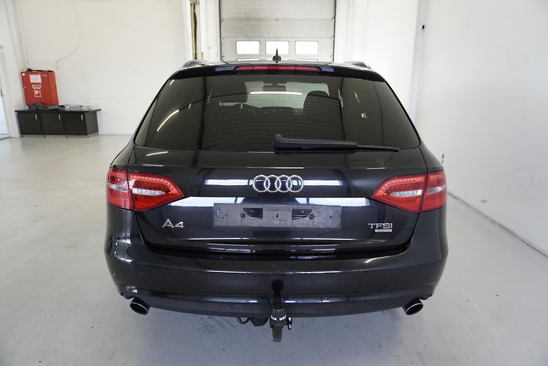 Audi A4 (2013) 2.0 TFSI 165kW QUATTRO STRONIC - fotka 8 z 34
