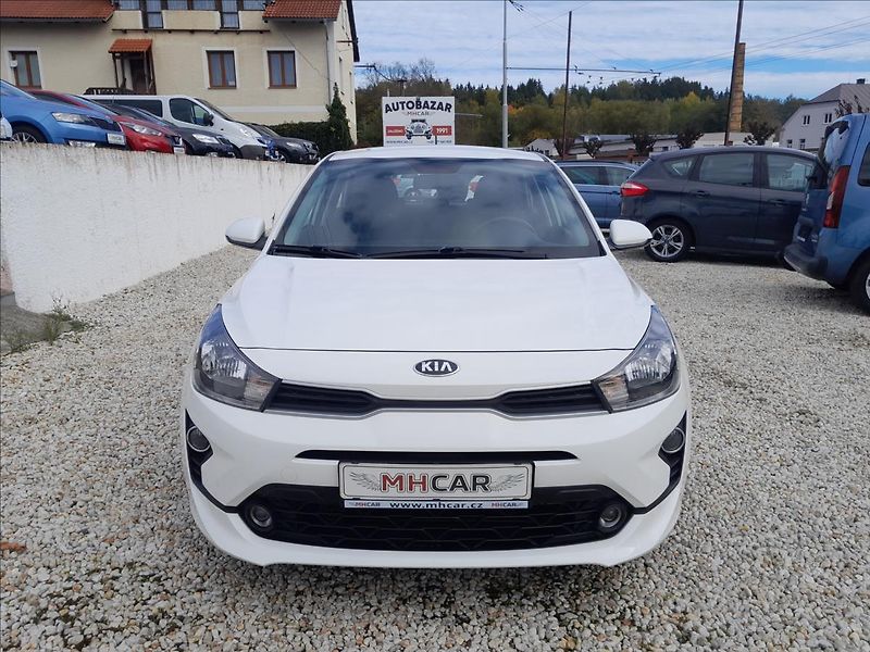 Kia Rio 1,2i 61kW - fotka 2 z 44