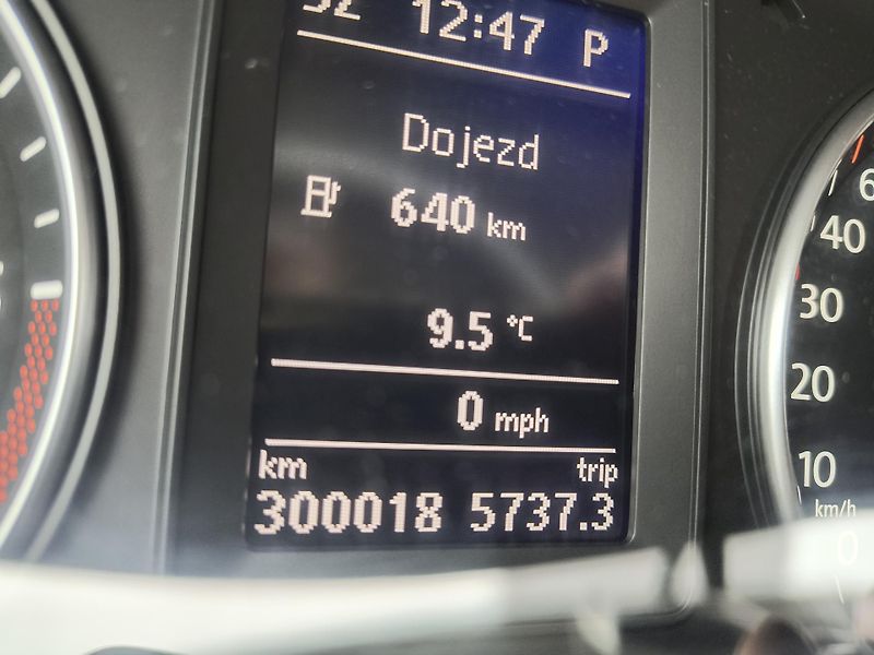 Volkswagen Multivan (2013) 2.0 BITDI 132KW DSG 4M LONG - fotka 28 z 50