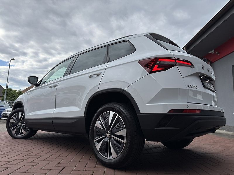 Škoda Karoq (2023) 1.5TSi LED Navi Kamera Virtual - fotka 47 z 48