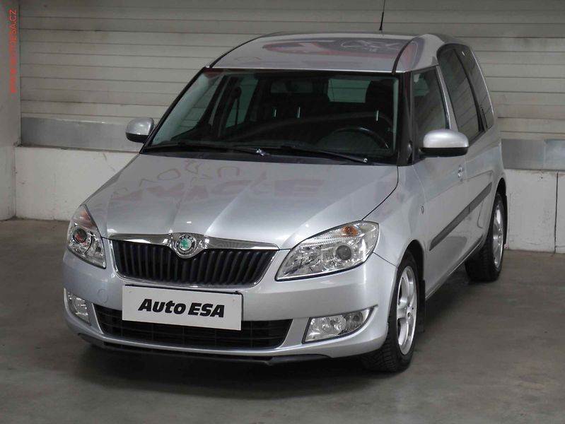 Škoda Roomster (2010) 1.6 TDi, ČR, AC, tempo - fotka 3 z 17