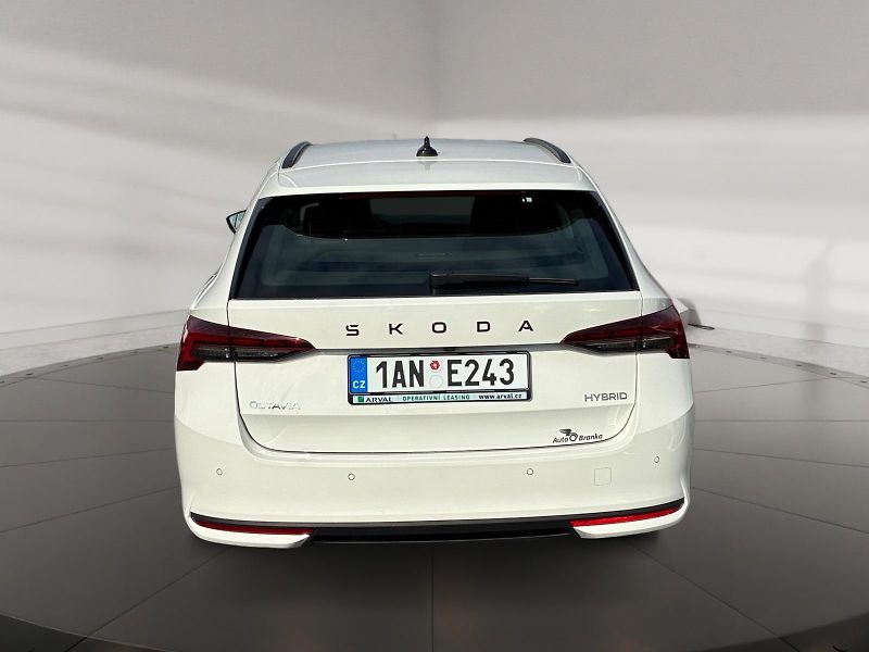 Škoda Octavia (2026) SELECTION 1.5TSI 85kW DSG CZ  - fotka 5 z 11