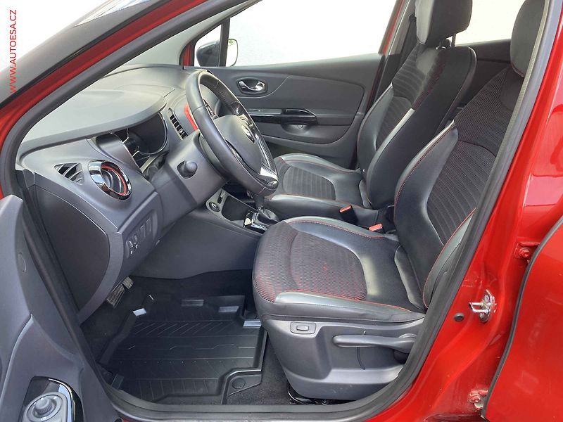 Renault Captur (2014) 1.2 TCe, ČR, Helly Hansen - fotka 9 z 16