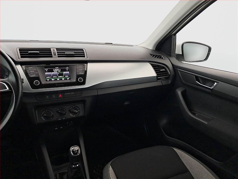 Škoda Fabia (2015) 1.4 TDI, ČR,1.maj - fotka 8 z 17