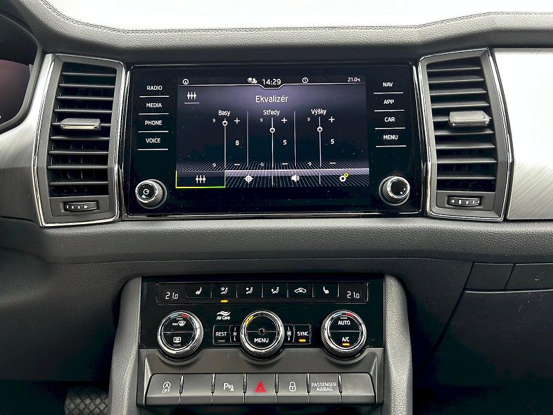 Škoda Kodiaq (2023) 2.0 TDI 110kW 4x4 DSG Ambition - fotka 13 z 35