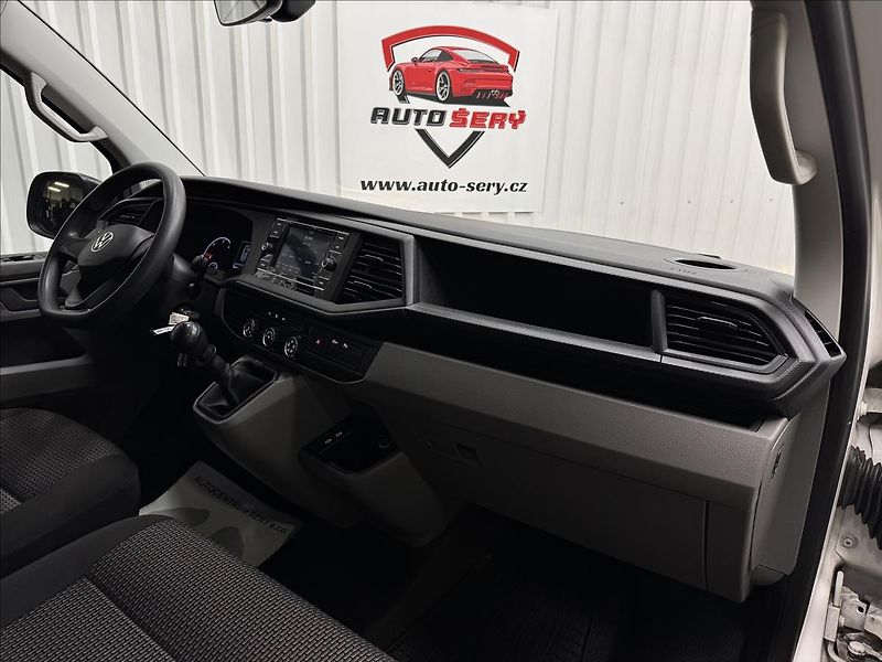 Volkswagen Transporter 2.0TDI KOMBI H3 LONG NEZ-TOP - fotka 32 z 37
