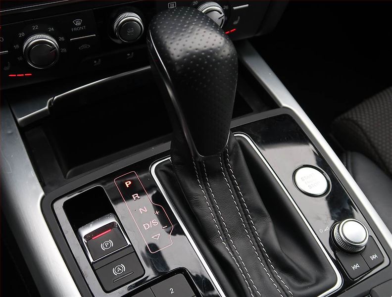 Audi A6 (2017) S line 2.0 TDI, Automat, Kůže - fotka 13 z 22