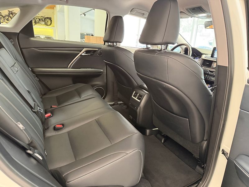 Lexus RX 450h (2022) LIMITED EDITION - fotka 11 z 33