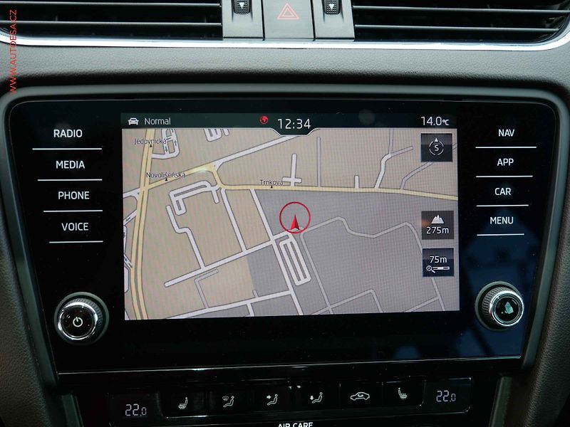 Škoda Octavia (2017) 1.8TSi 4x4, 2.maj,ČR, L&K - fotka 21 z 28